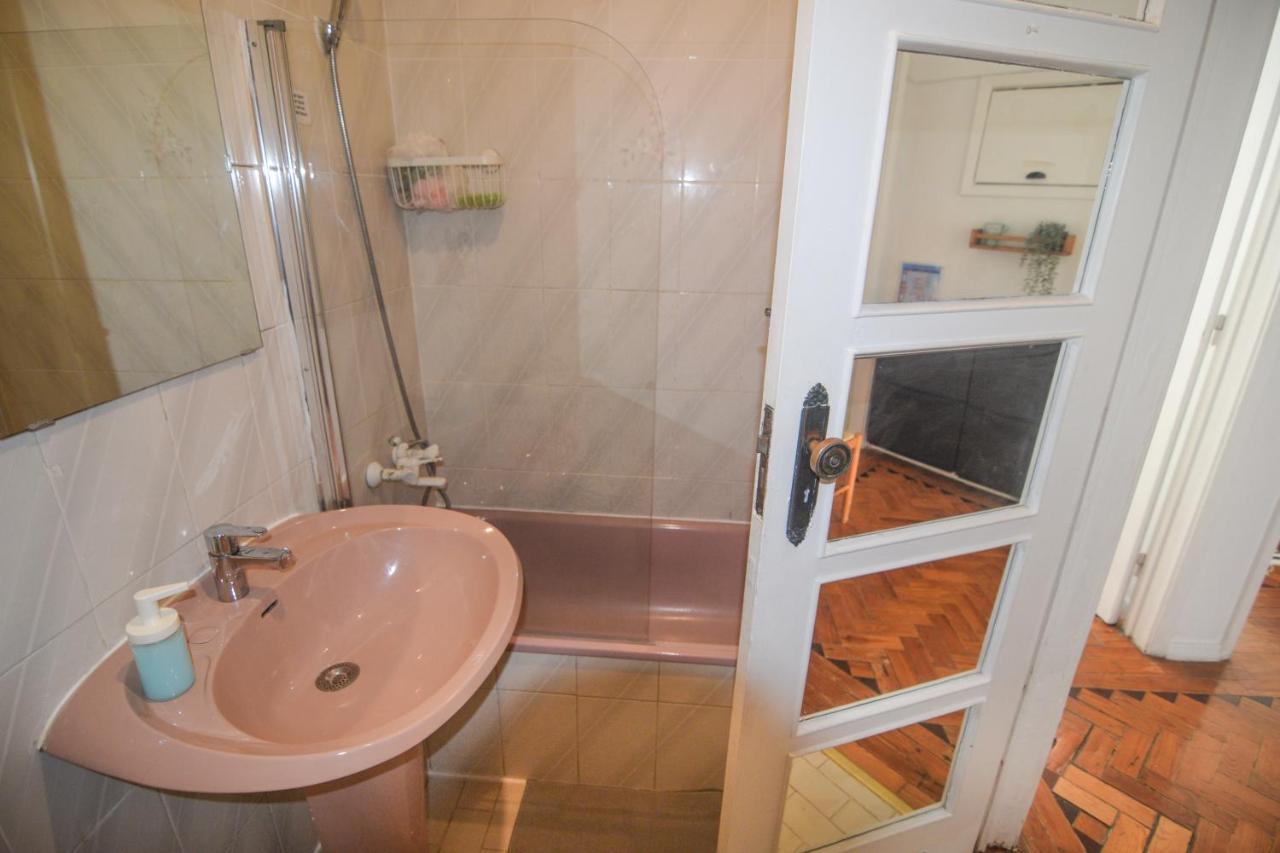 Maria Shared Apartment In Central Lisbon Exterior photo